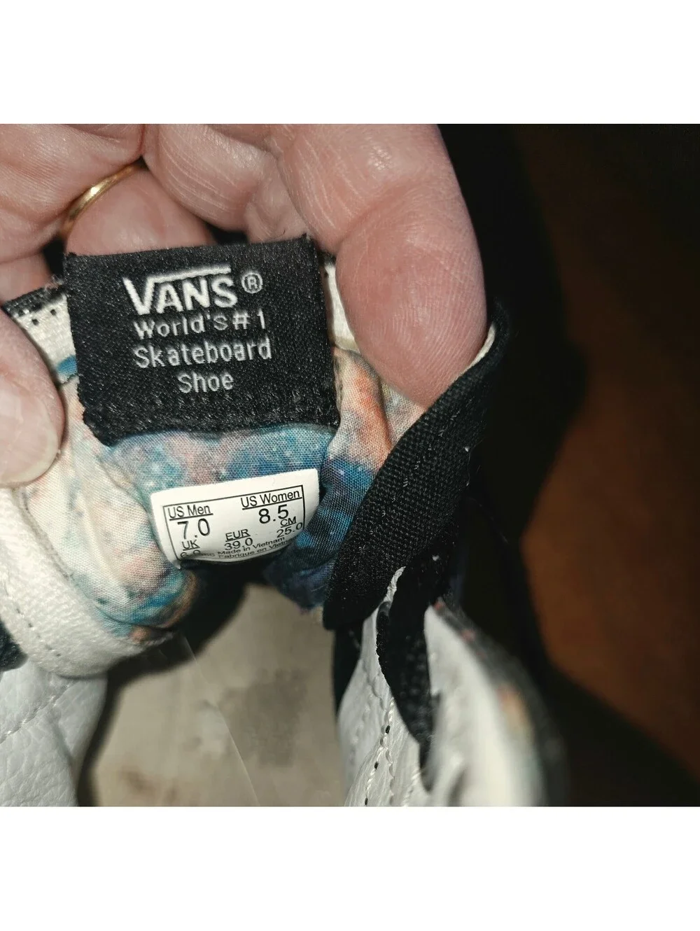 Vans galaxy high tops mens size 7, womens 8.5